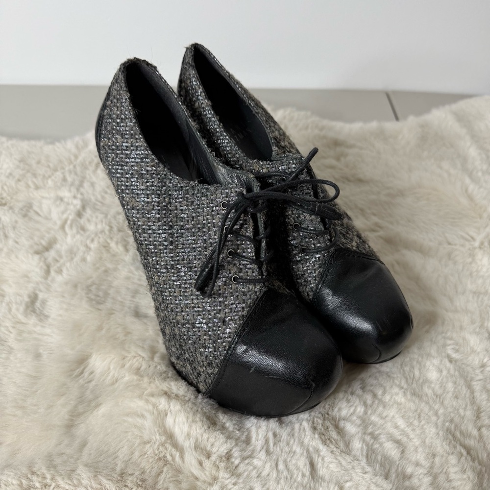 Stuart Weitzman‎ Liftitup Black and Gray Tweed Heels Lace up